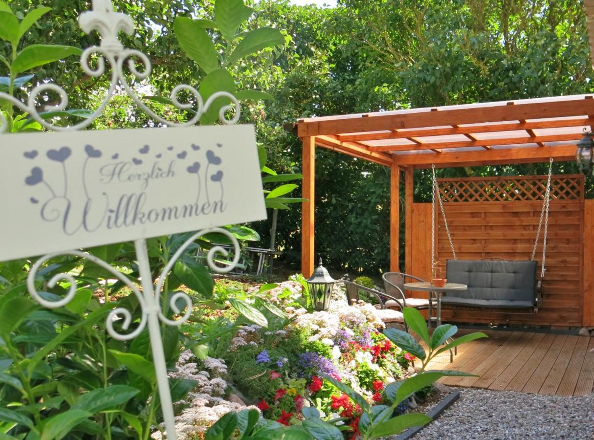 Buelows Kleines Ferienhaus 蒂索 外观 照片